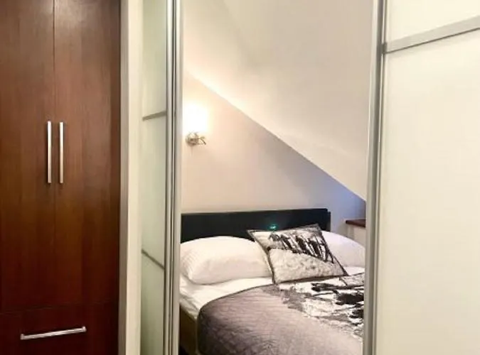 Apart-center Motyl *