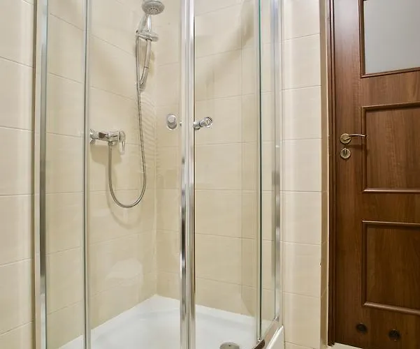 Apart-center Motyl * ザコパネ